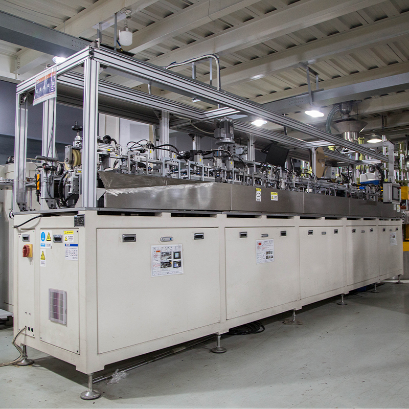 Amerikansk to-stik automatisk produktionslinje